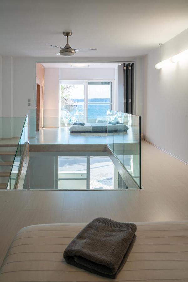 Seaside Maisonette In Itea Bagian luar foto